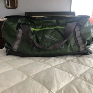 NWOT L.L. Bean Duffel Bag